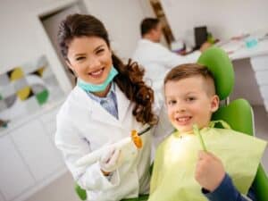 Interpreting Dental Fillings: Indications and When to Replace Them